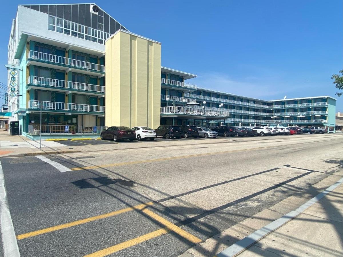 Royal Canadian Motel Wildwood Dış mekan fotoğraf