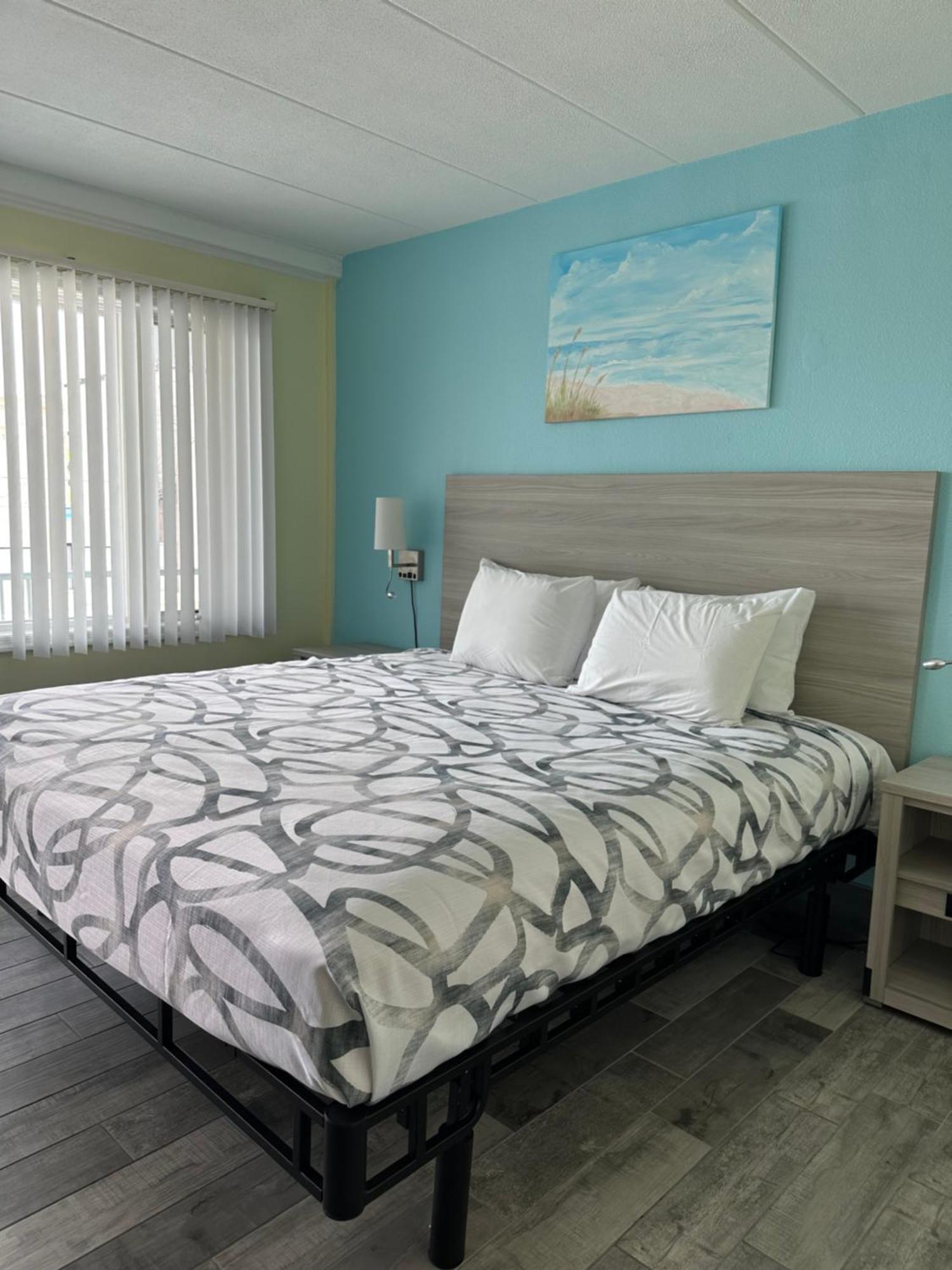 Royal Canadian Motel Wildwood Dış mekan fotoğraf